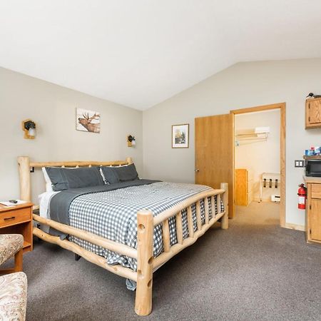 אסטס פארק 4 Seasons Inn On Fall River מראה חיצוני תמונה