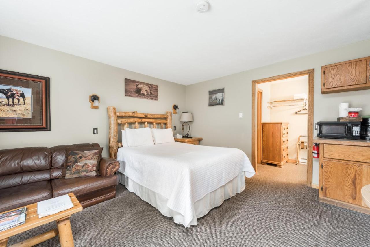 אסטס פארק 4 Seasons Inn On Fall River מראה חיצוני תמונה