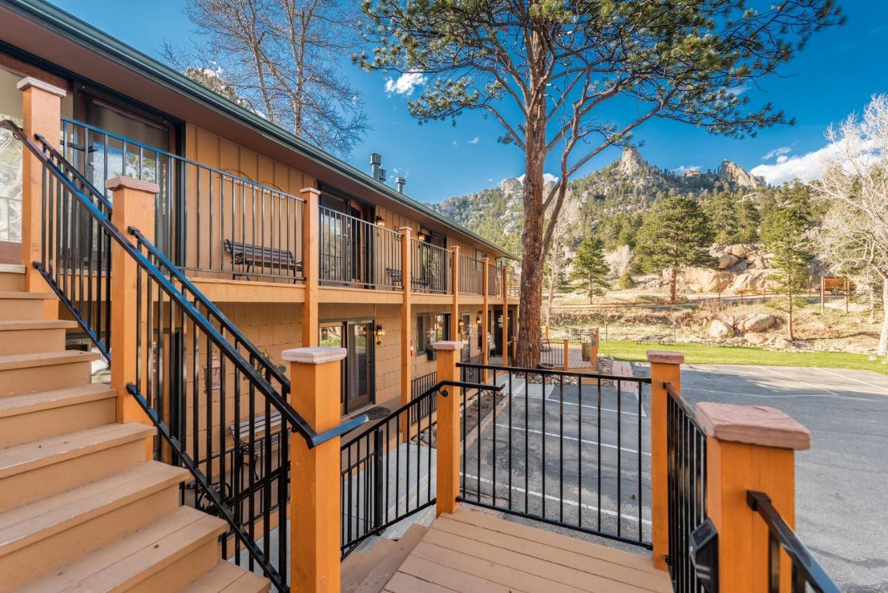 אסטס פארק 4 Seasons Inn On Fall River מראה חיצוני תמונה